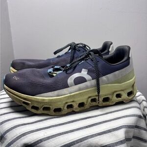 On Cloudmonster Men's Size 12.5 Iron Hay
Running Shoes Sneakers Athletic